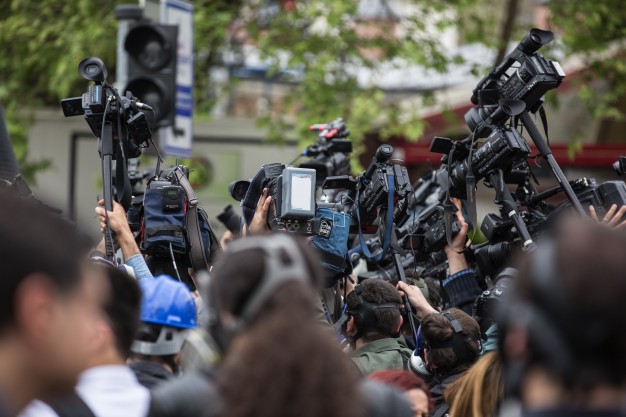 Liberdade na mídia: uma espiral descendente