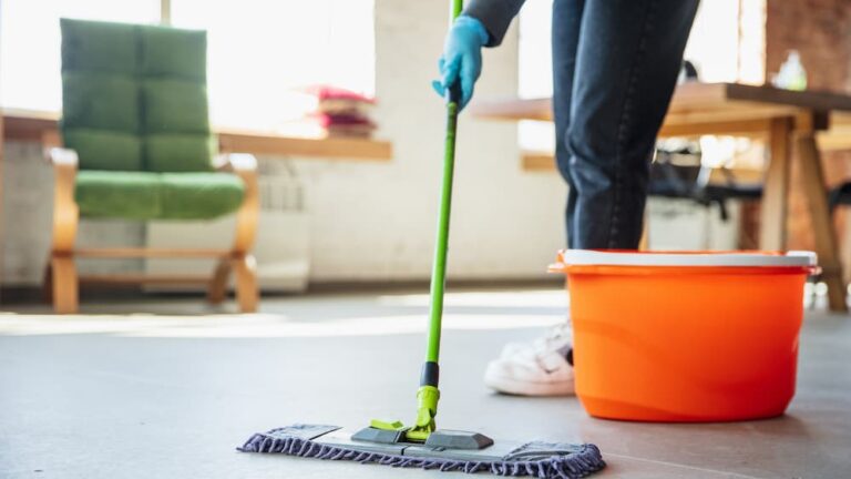 MOP ou pano de chão? Qual o melhor para cada tipo de limpeza?